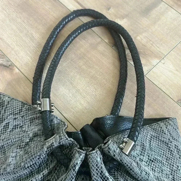 Original by Sharif 1827 Gray Snakeskin Shoulder Bag - Picture 3 of 7